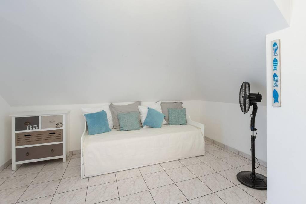 Ferienwohnung Le Benitier Saint-Gilles-les-Bains Exterior foto